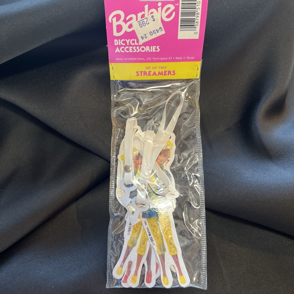 Vintage NEW!‎  1991 Barbie Bicycle Bike Accessories - Set Of 2 Streamers